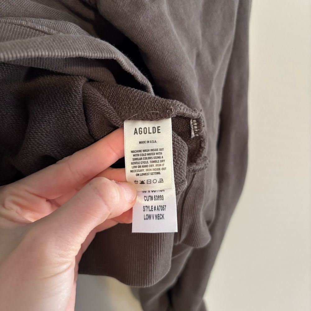Agolde Low V Neck Crewneck - Picture 7 of 7